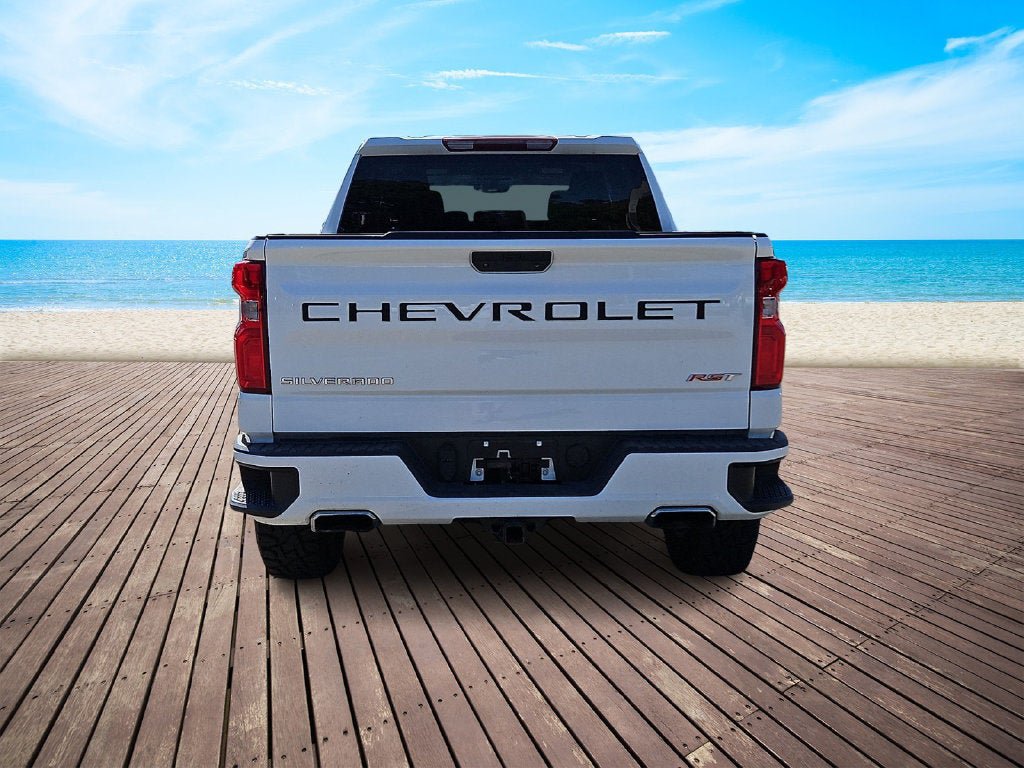 Used 2021 Chevrolet Silverado 1500 RST AWD/4WD image 5