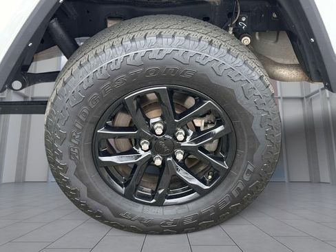 Used 2021 Jeep Gladiator Sport AWD/4WD image 10