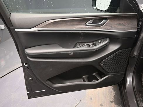 New 2026 Jeep Grand Cherokee L 4WD image 14