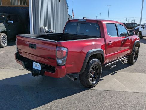 Used 2017 Toyota Tacoma 4x4 Double Cab image 3