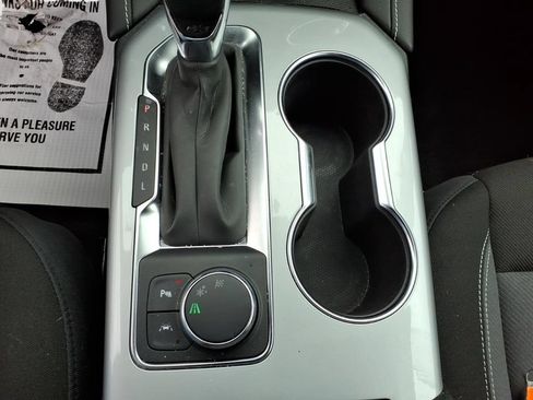 Used 2024 Chevrolet Blazer LT w/ Convenience Package FWD image 25