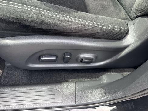 Used 2018 Nissan Murano SV AWD/4WD image 15