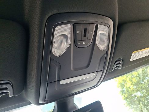 Used 2023 RAM 2500 Big Horn AWD/4WD image 25