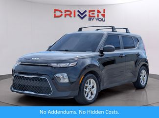 Used 2022 Kia Soul LX w/ Technology Package video 1