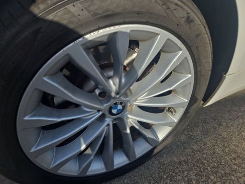 Used 2021 BMW 530i RWD image 8