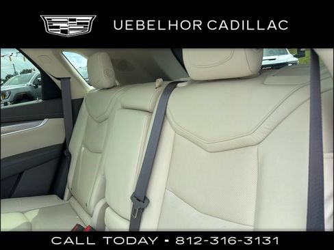 Used 2017 Cadillac XT5 Luxury FWD image 17