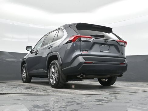 Used 2022 Toyota RAV4 XLE w/ Convenience Package image 59