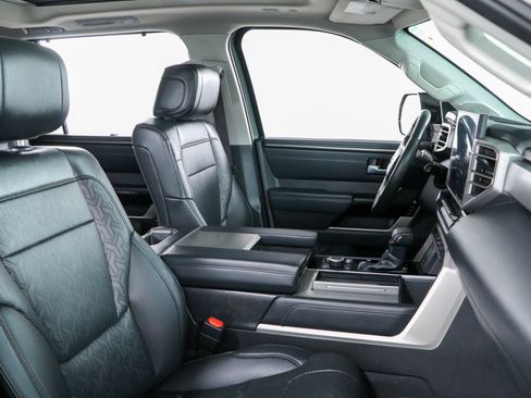 Used 2024 Toyota Sequoia Limited w/ TRD Off-Road Package AWD/4WD image 29