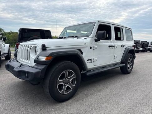 Used 2021 Jeep Wrangler Unlimited Sport w/ Sun And Sound Package AWD/4WD image 8