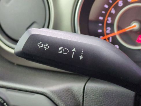 Used 2018 Jeep Wrangler Unlimited Sport S image 25