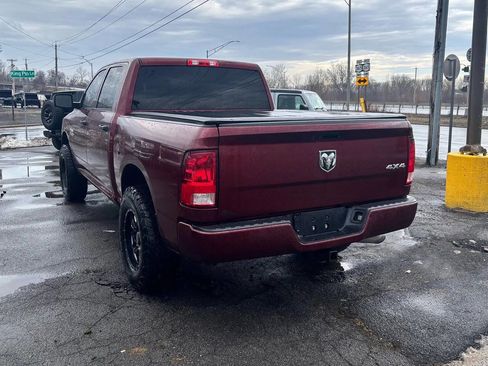 Used 2018 RAM 1500 Express image 2