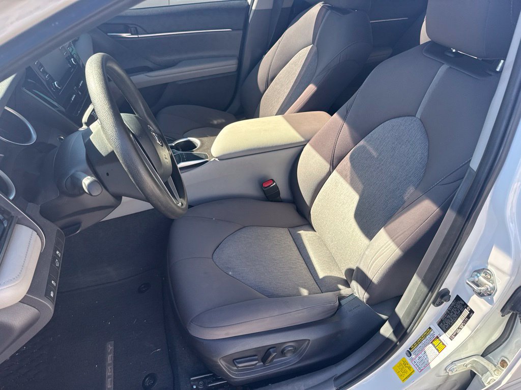Used 2023 Toyota Camry LE w/ Convenience Package FWD image 11