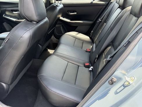 Certified 2024 Nissan Sentra SR w/ SR Premium Package FWD image 32