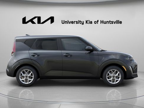 New 2025 Kia Soul LX image 9