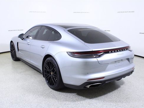 Used 2022 Porsche Panamera 4 AWD/4WD image 5
