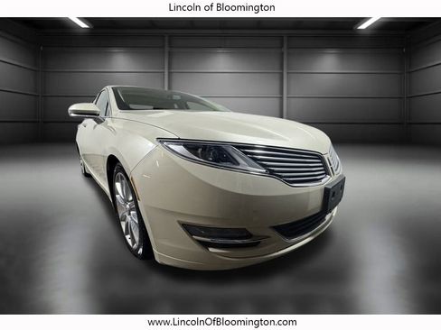 Used 2015 Lincoln MKZ AWD w/ Equipment Group 101A Select image 9