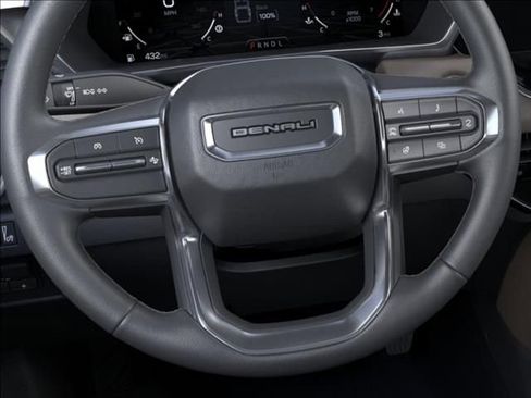 New 2026 GMC Canyon Denali AWD/4WD image 19