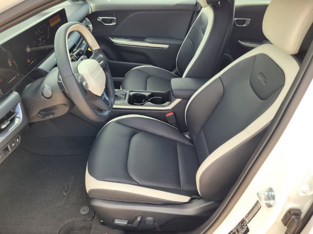 New 2026 Kia K4 GT-Line FWD image 8