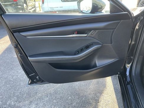 Used 2024 MAZDA MAZDA3 s image 13