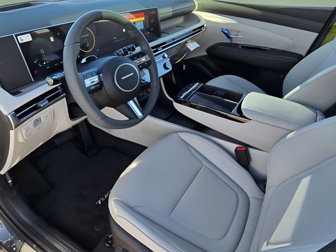 New 2026 Hyundai Tucson Limited image 25
