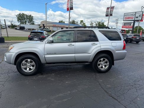 Used 2006 Toyota 4Runner Sport AWD/4WD image 4