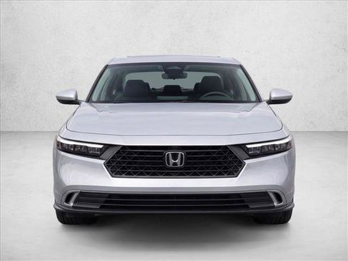 Used 2023 Honda Accord EX image 2