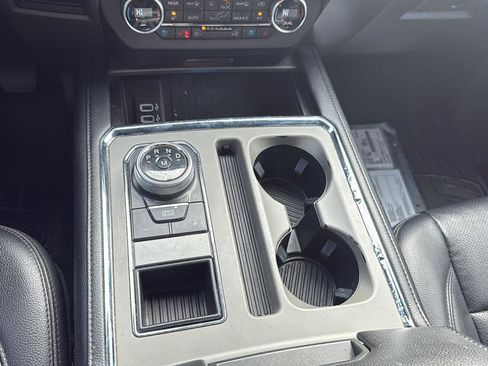 Used 2019 Ford Expedition XLT w/ Equipment Group 202A image 17