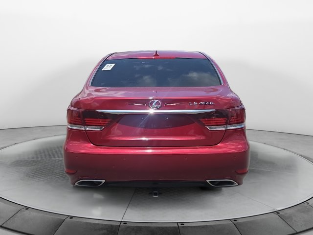 Used 2013 Lexus LS 460 L w/ Preferred Accessory Package RWD image 4