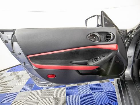 Used 2024 Nissan Z Performance w/ Floor Mat Package image 11