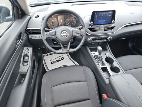 Used 2025 Nissan Altima 2.5 S image 29