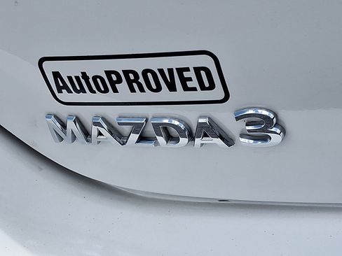 Used 2019 MAZDA MAZDA3 Sedan w/ Preferred Package FWD image 30