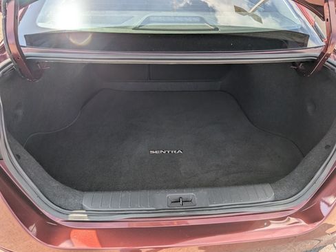 Used 2024 Nissan Sentra SV FWD image 27