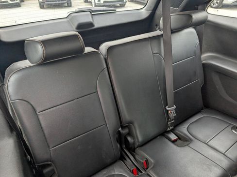 Used 2018 Chevrolet Traverse Premier w/ Redline Edition FWD image 23