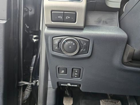 Used 2022 Ford F350 Platinum image 20