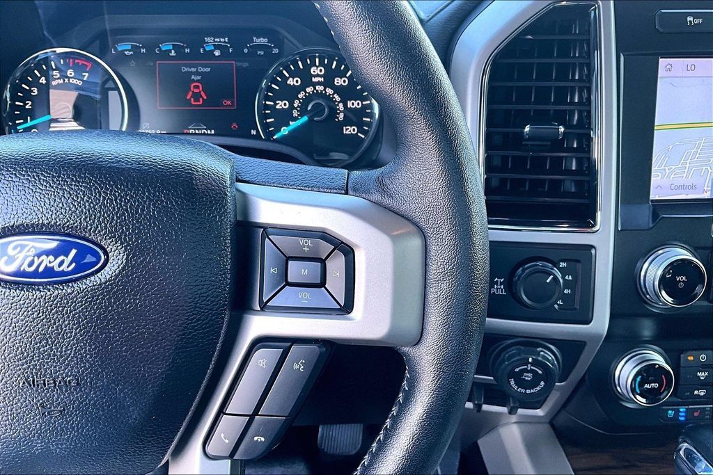 Used 2020 Ford F150 Lariat w/ Equipment Group 502A Luxury AWD/4WD image 15