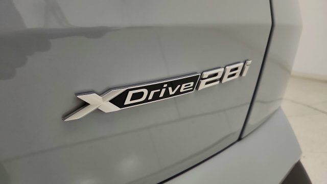 Used 2026 BMW X2 xDrive28i w/ Technology Package AWD/4WD image 36
