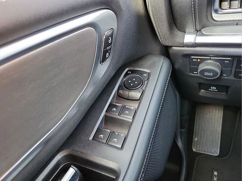 Used 2025 Ford Expedition Platinum image 14