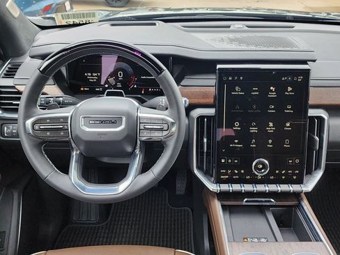 New 2026 GMC Acadia Denali Ultimate AWD/4WD image 29