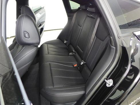 Used 2023 BMW i4 eDrive40 RWD image 21