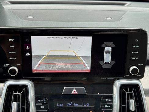 Used 2022 Kia Sorento SX w/ Panoramic Sunroof Package AWD/4WD image 25