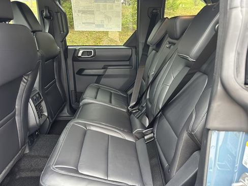 New 2025 Ford Bronco Outer Banks w/ Black Appearance Package image 15