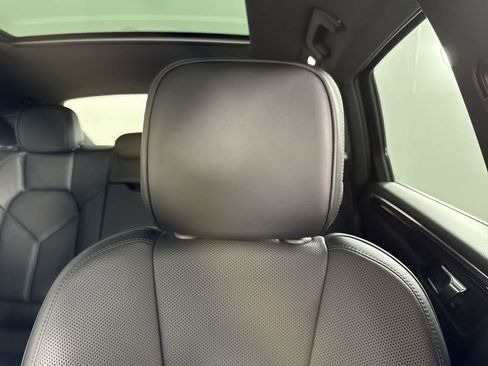 Certified 2026 Porsche Macan AWD/4WD image 42