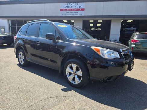 Used 2014 Subaru Forester 2.5i Premium w/ All-Weather Package AWD/4WD image 35