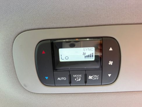 Used 2019 Honda Odyssey EX-L image 32