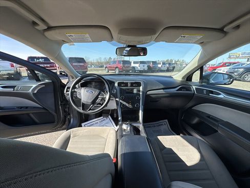 Used 2020 Ford Fusion S FWD image 13