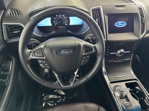 Used 2020 Ford Edge Titanium w/ Equipment Group 301A AWD/4WD image 25
