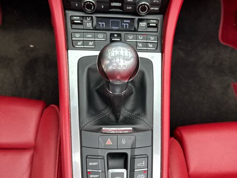 Used 2015 Porsche 911 Carrera S RWD image 12