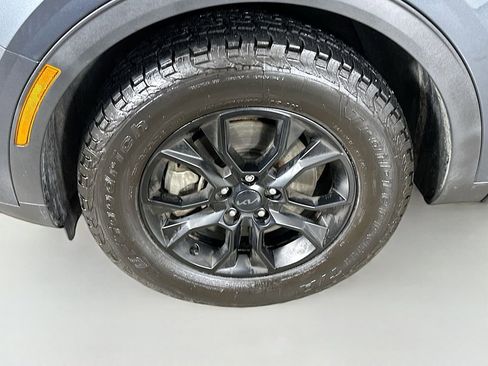 Certified 2025 Kia Sportage X-Pro AWD/4WD image 15