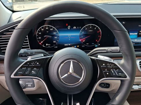 New 2026 Mercedes-Benz GLE 450 4MATIC image 15