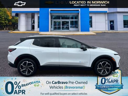 New 2026 Chevrolet Equinox EV LT image 5